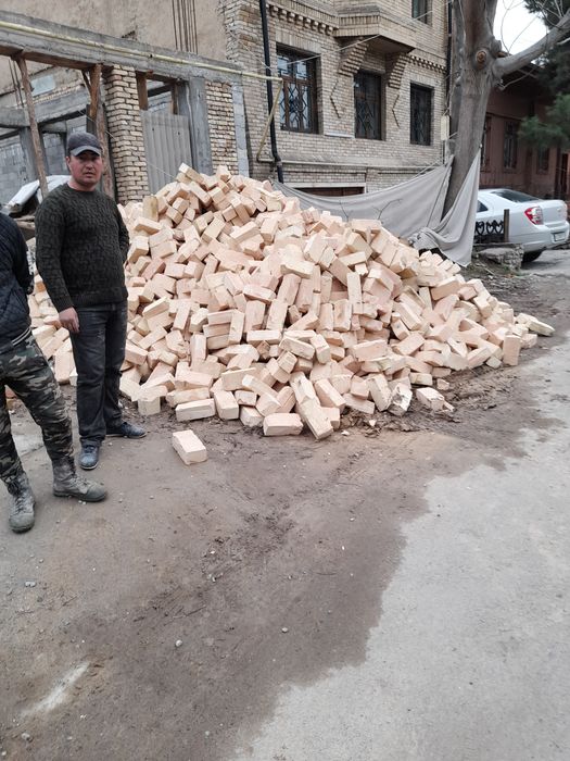 Pishkan Gisht va xom Гишт