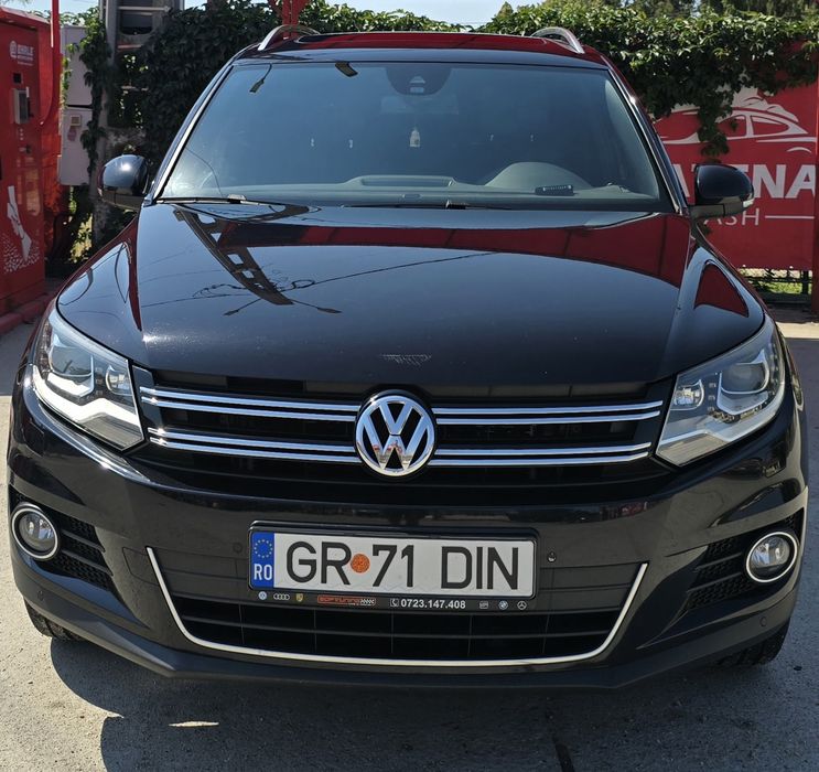 Volkswagen Tiguan Lounge 2.0 TDI 140 CP DSG 4Motion – 160.000 km – Panoramic – Park Assist – 2 seturi roți + cort Overlander