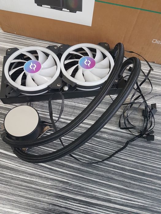 Carcasă Gamemax + sursă Aqiris 750w+răcire Aqiris 240 Aio