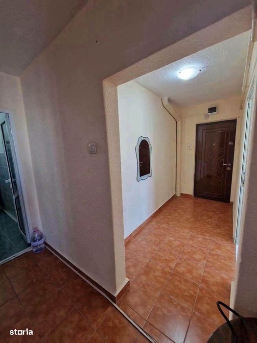 De vanzare apartament cu 3 camere,decomandat, 2 bai, Pret 59900 euro