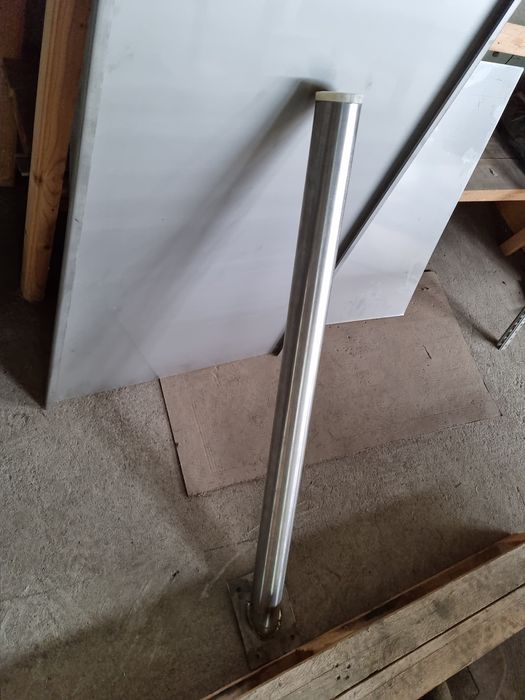 Suport lance spalatorie auto