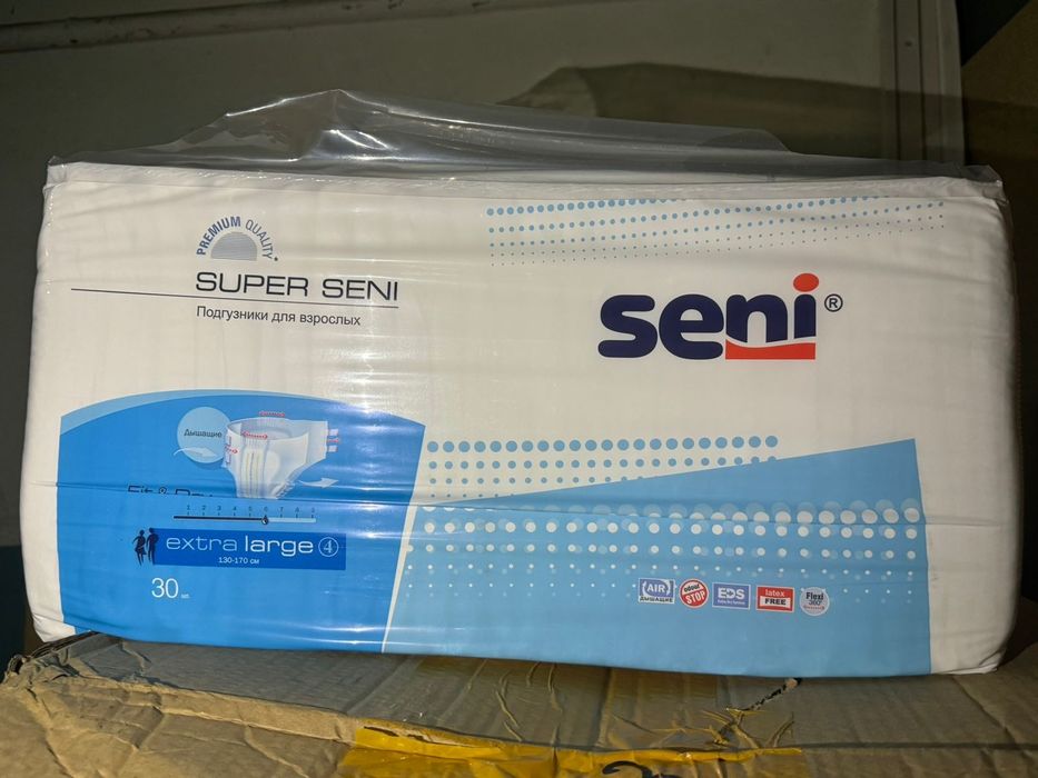 Продам памперсы сеним супер . Размер 4