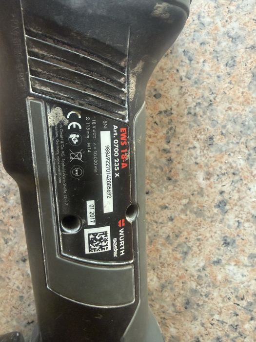 Flex Wurth Cu un acumulator