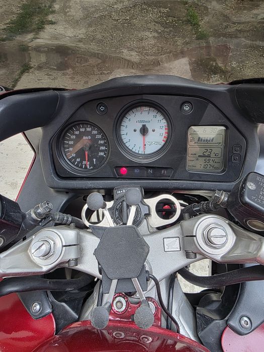 Motocicleta Honda VFR 800 Rc46 +  echipament