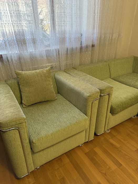 Продается диван с креслом и пуфик