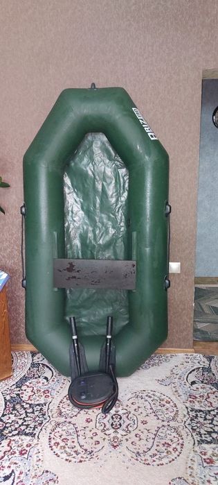 Продам лодку одноместную