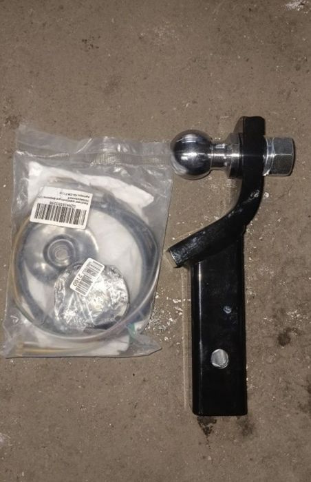 Фаркоп Тойота Сюрф 185