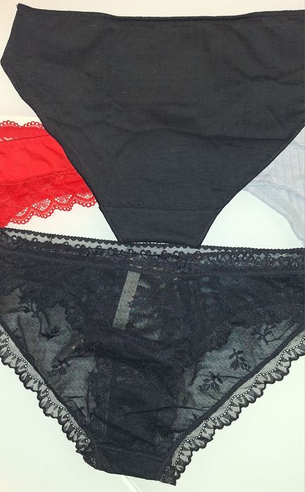 4бр. бикини,потник и мрежести ръкавички