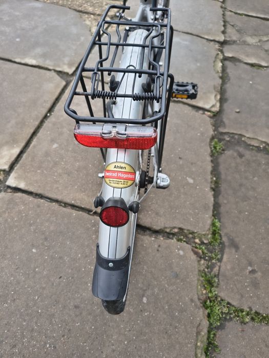 Bicicleta dama cu rotile pe 28