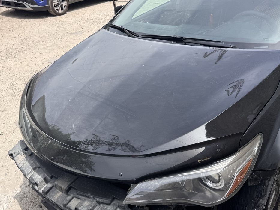 Продам капот от camry 55 USA