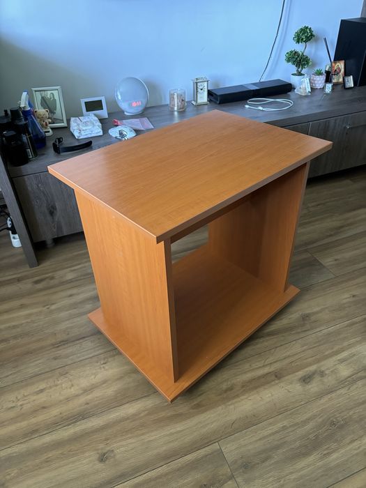Masa mobilã interior lemn cires 61x45 CM Ca Noua