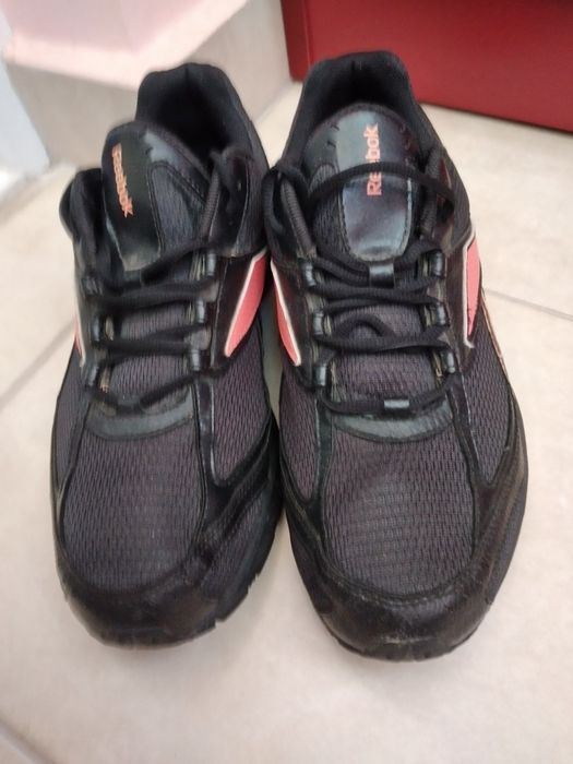 Маратонки Reebok номер 41