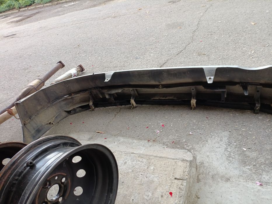 Задна броня заТойота Корола/Toyota Corolla E110/E11 hatchback 3 door