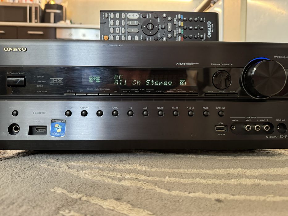 Onkyo TX-NR708 мощен и качествен ресивър