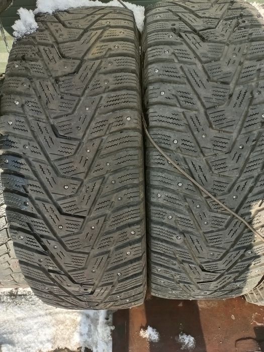 Продам шины зима на 17,