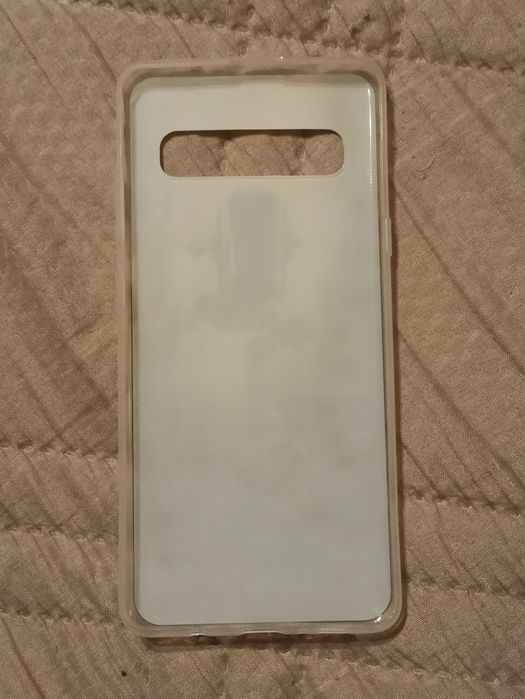 Продавам кейс за Samsung S10 5G