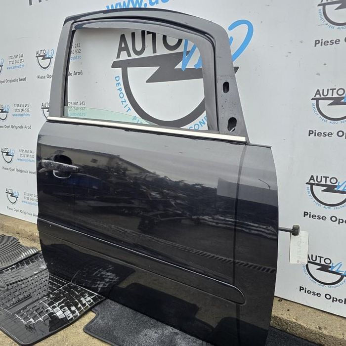 Portiera usa fata dreapta Opel Zafira B