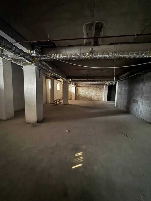 Продается Коммерческой Помещение 1050м2 Братский могилы