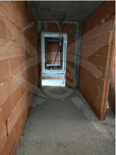 Продава се Двустаен апартамент в Пловдив, Гагарин - 77 кв.м за 1052 €/кв.м - Снимка #6