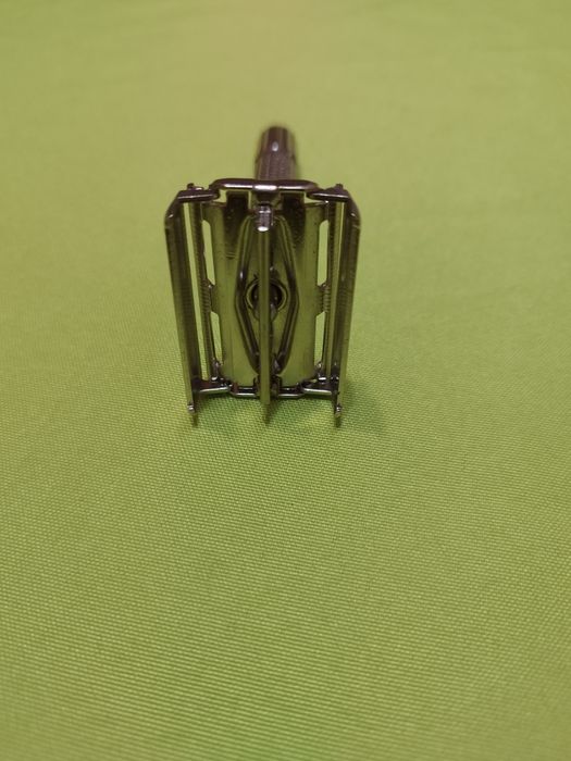 Самобръсначка в перфектно състояние