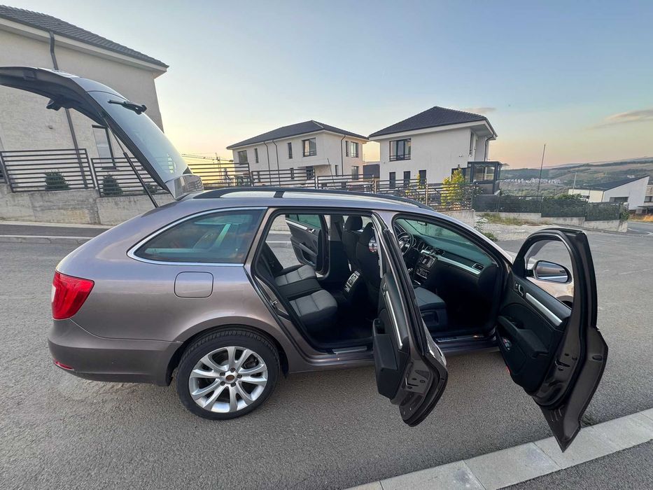 SKODA Superb 2012 — imagine 2