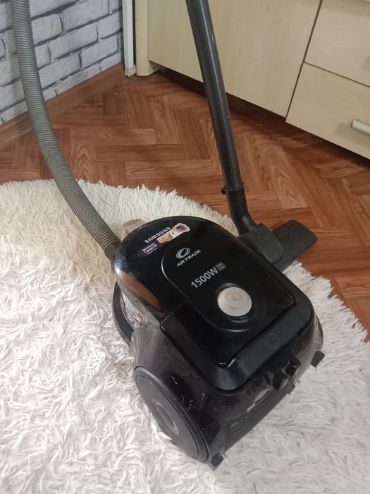 Пылесос Samsung Airtrack
