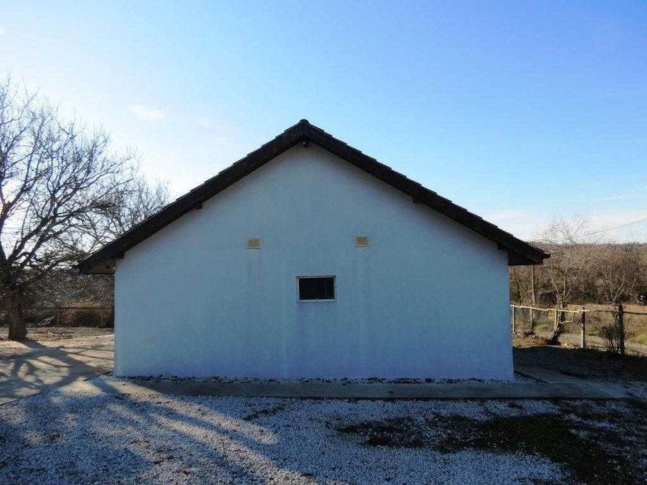 Новопостроена едноетажна къща с 2 спални | На 24 км от Добрич