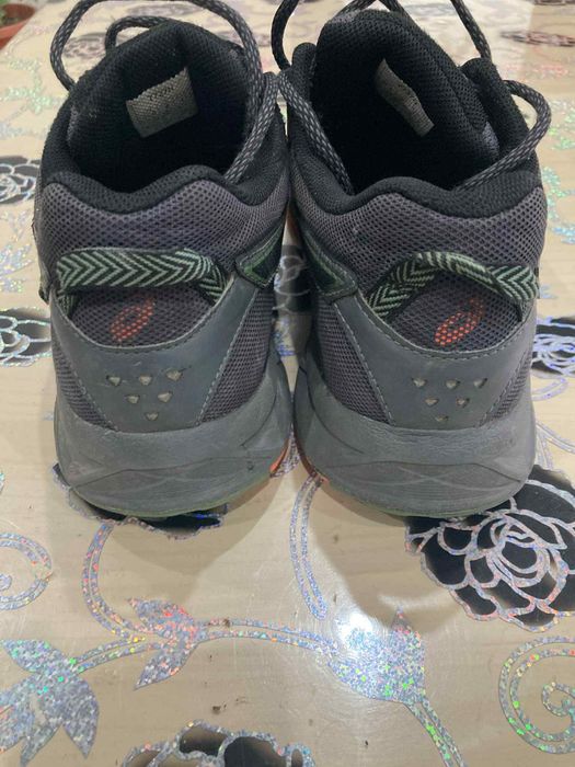 Маратонки Asics  Cordura 41,5