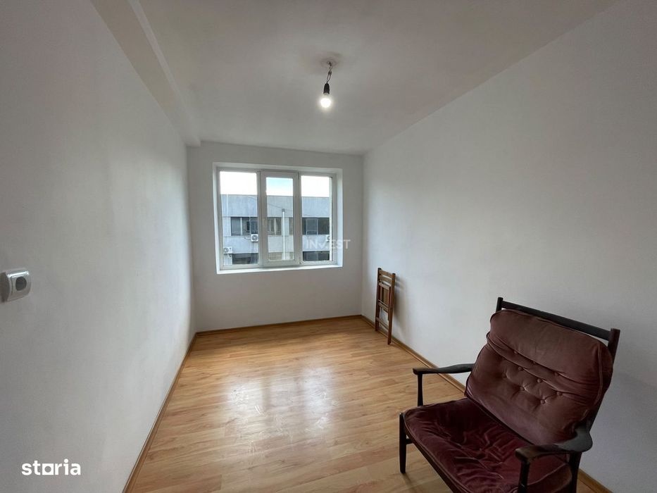 Apartament 3 camere, decomandat, zona Pacurari - Petru Poni, Iasi