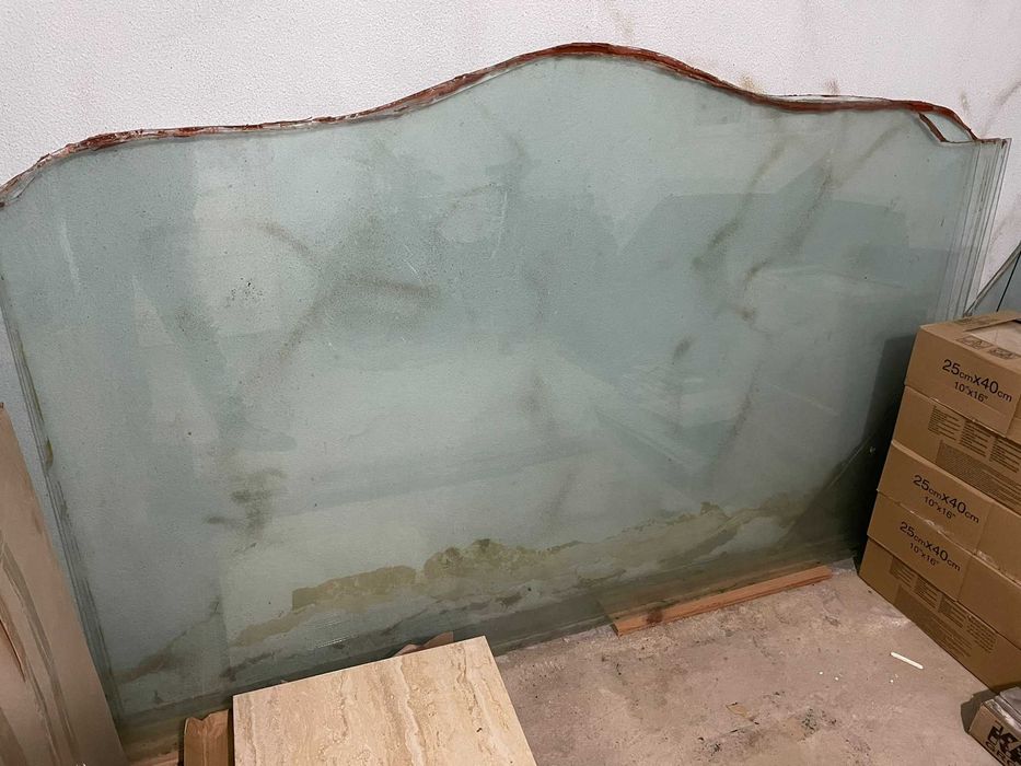 Vand geamuri groase 6mm!