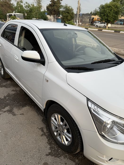 Chevrolet Cobalt 2024 — 3