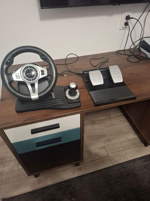 Волан с педали  Tracer