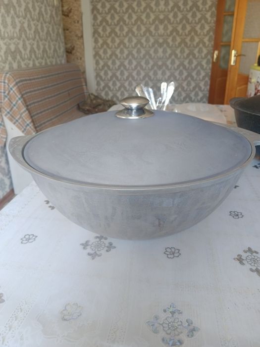 Қазан сатамын 12 литр.