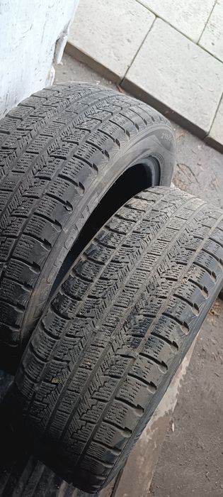 продается зимняя резина 17