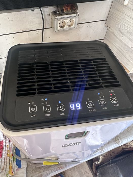Dezumidificator Star-Light DHO-1219W, 12L/24h,