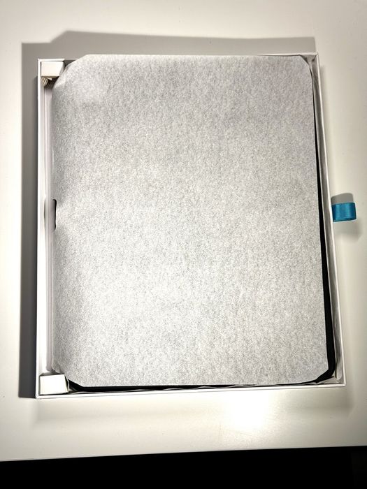 Husa Logitech Combo Touch iPad Pro 13" (M4)
