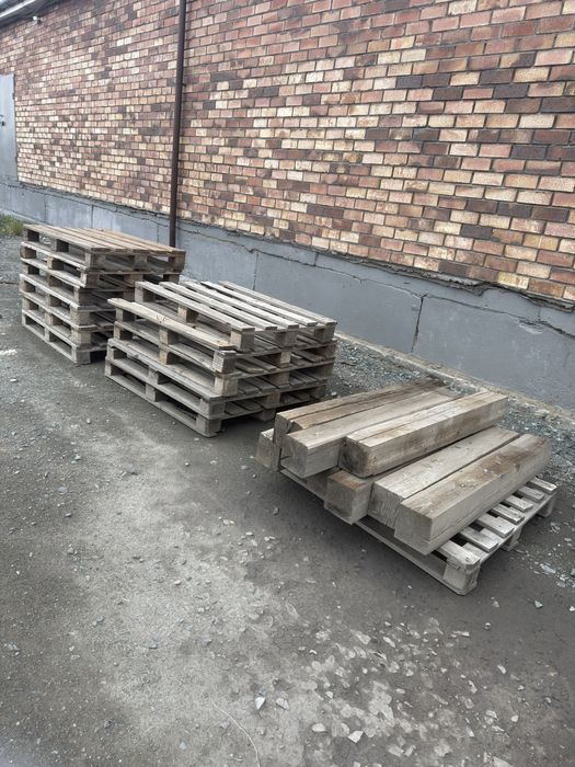 Продам поддон в хорошем состоянии