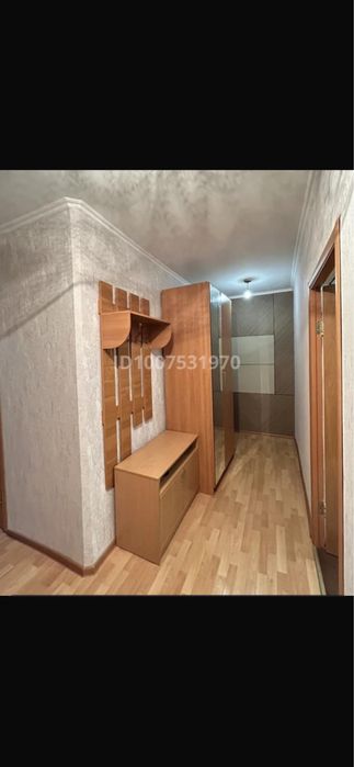 Продам прихожий шкаф