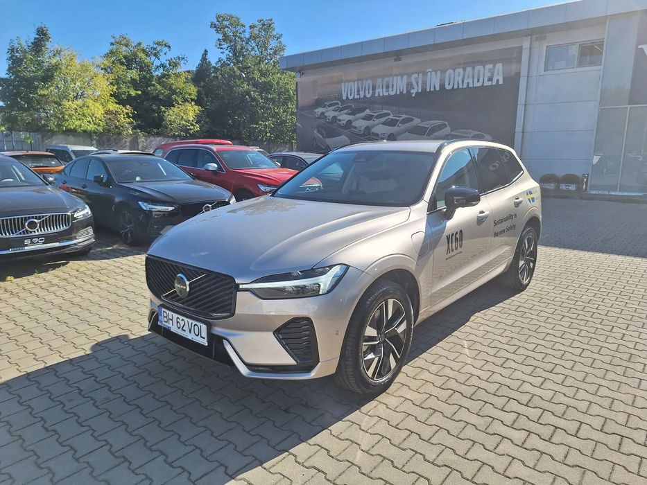 Volvo XC 60 Model 2026/Plug In Hybrid/eAWD-4X4/Google/scaune ventilate/LED/etc..
