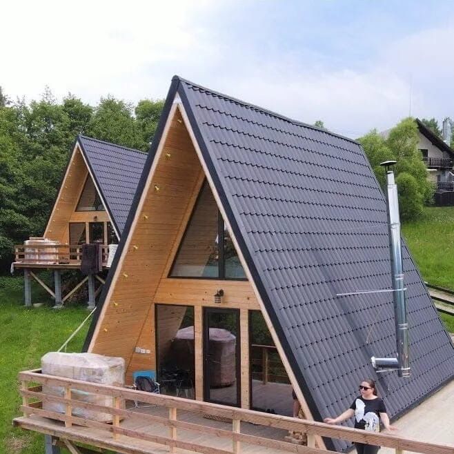Vand cabane din lemn tip A-frame