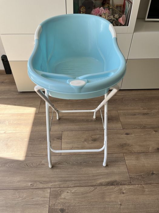 Вана за бебе със стойка