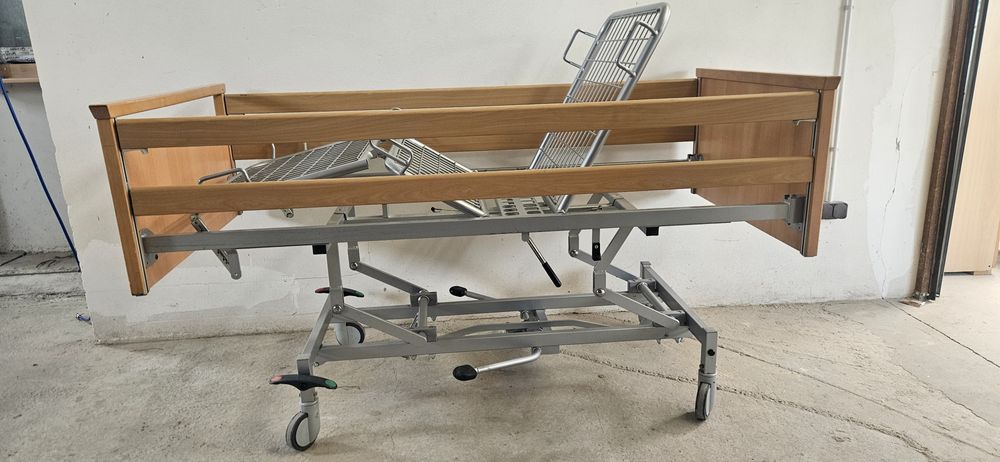 Pat manual pat spital pat ingrijire la domiciliu