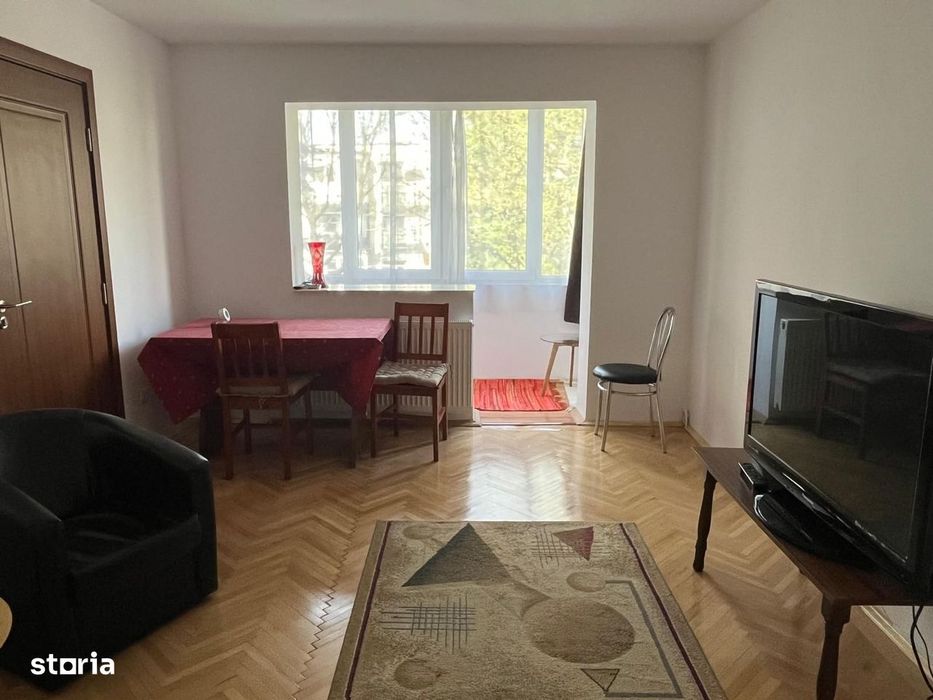 De vanzare apartament 3 camere cart. Budai