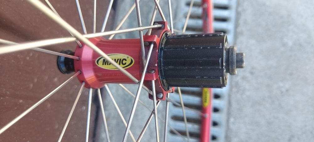 Roti cursiera Mavic Helium