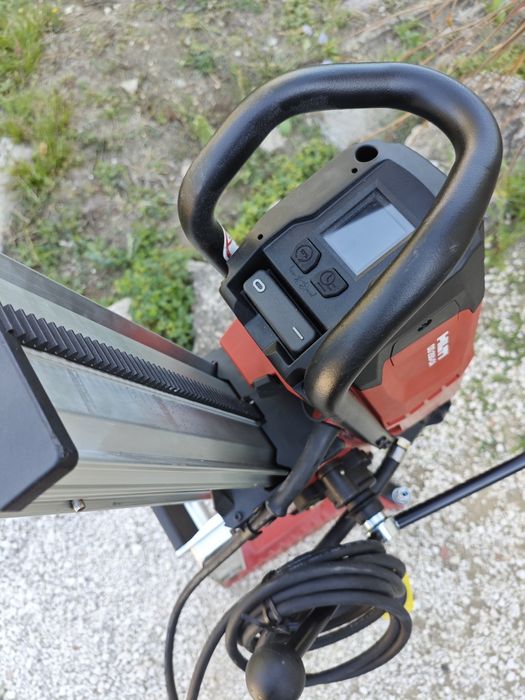 Ново 2025 - Hilti DD 250 CA + DD - HD 30 - Диамантено пробивна машина