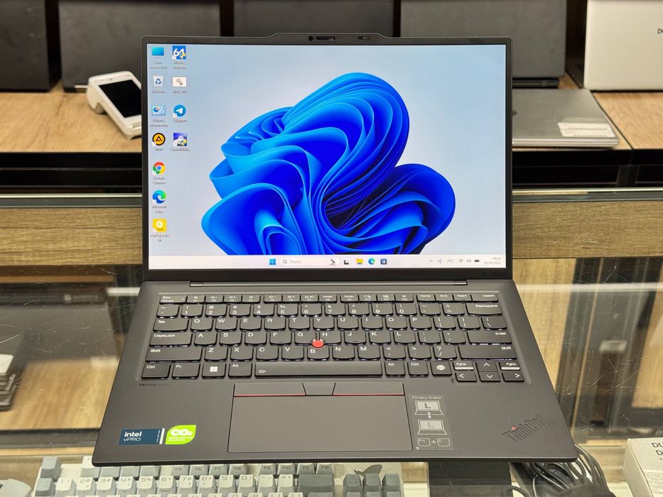 Lenovo ThinkPad X1 Carbon Carbon 12th Generation