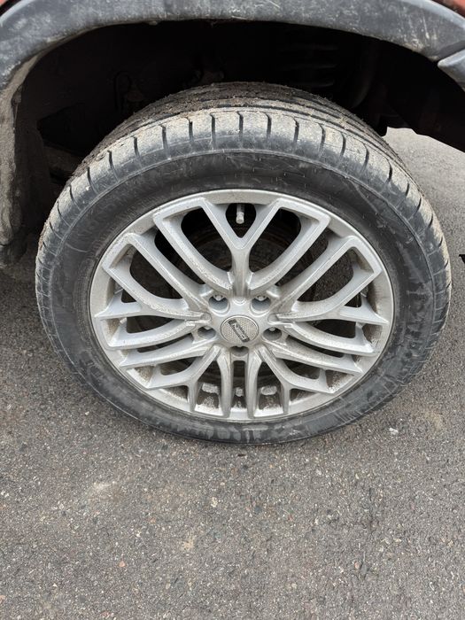 Диски с резиной в отличном состоянии