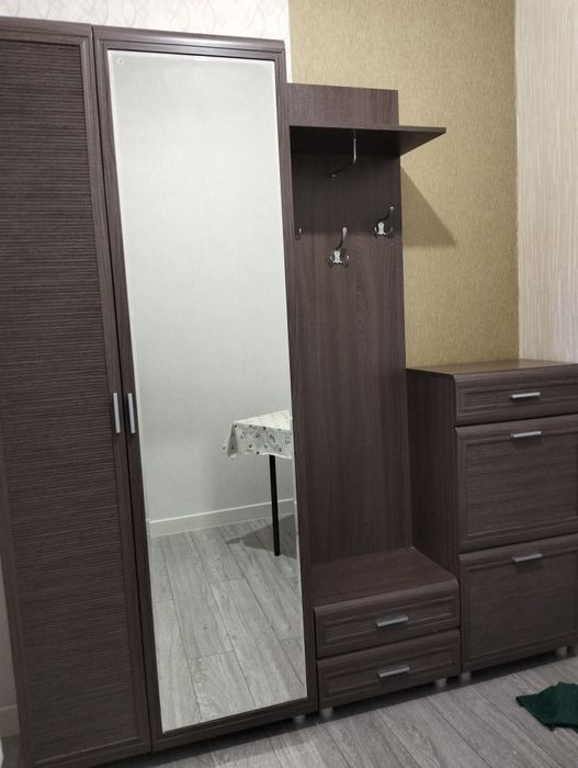 Шкаф для прихожей