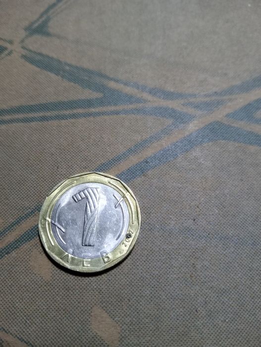 De vânzare aștept cunoscătorilor cer seriozitate