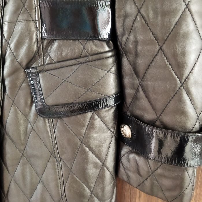 Продам женское кожаное пальто